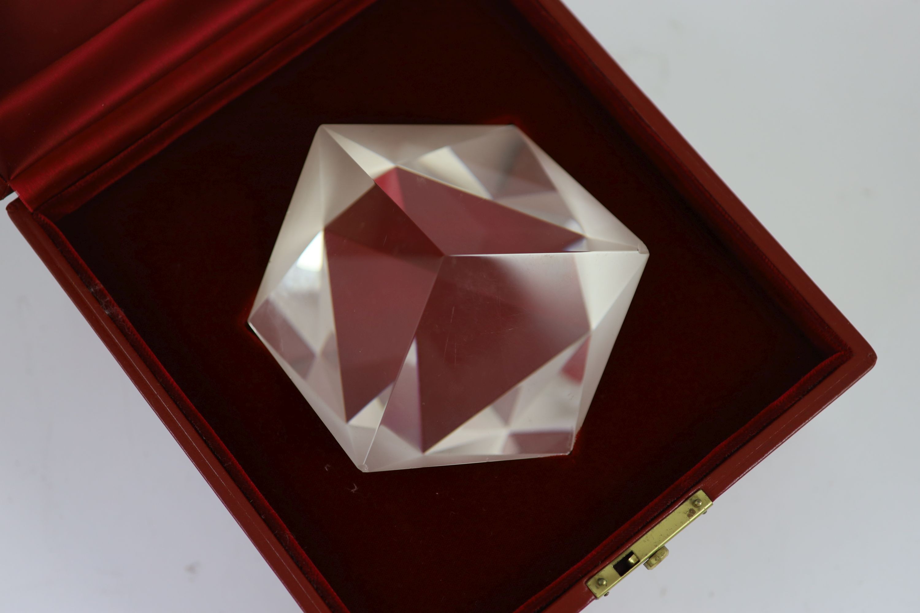 Rush Dougherty for Steuben Glass, New York, 'Triangles II', polished and unpolished geometric form,